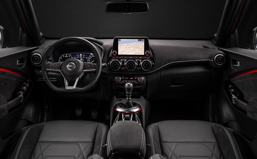 Торпедо Nissan Juke N-Design 2019 года  (WW) (фото 3 из 15)
